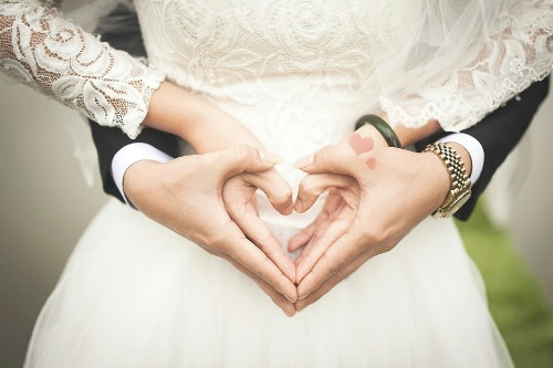 小城市婚慶App定制開發(fā)成本預(yù)算